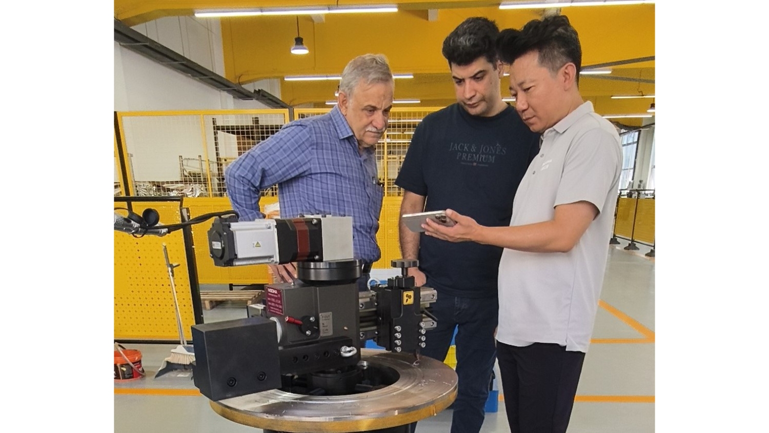 şantiyede flanş yüzey işleme ekipmanı