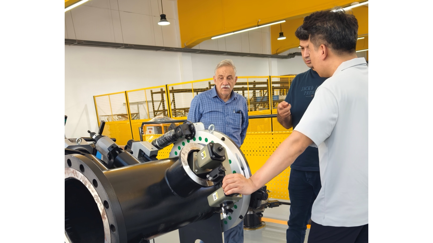 şantiyede flanş yüzey işleme ekipmanı